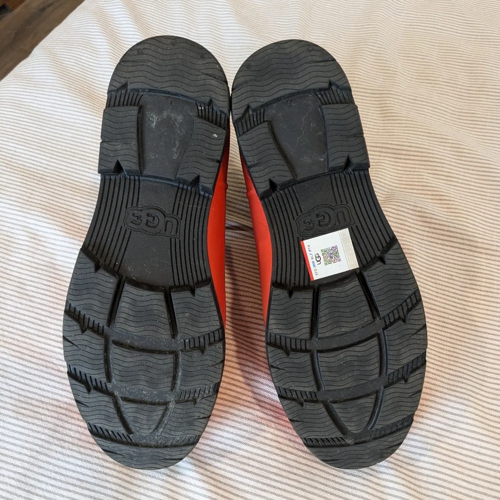 UGG Droplet Rain Boot - Picture 7 of 8